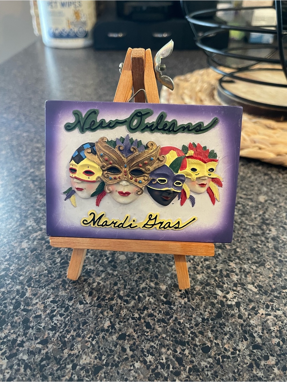 New Orleans Mardi Gras Mini Wall Plaque Decor w/ Wooden Easel Souvenir